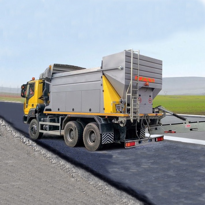 MOBILE CONCRETE MIXING PLANT